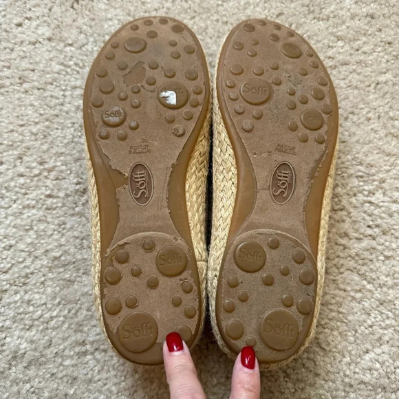 Sofft Metallic Gold Round-toe Macee Linen Jute Espadrille Flats - Picture 3 of 5